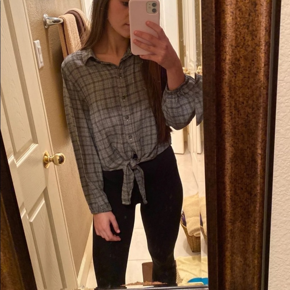 american eagle cropped flannel